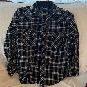Wrangler Black, White, Tan Pearl Snap Flannel Large top